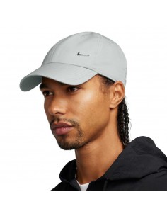 NIKE DRI-FIT CLUB META