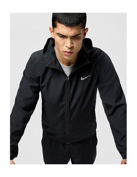 NIKE CORTAVIENTO DRI-FIT