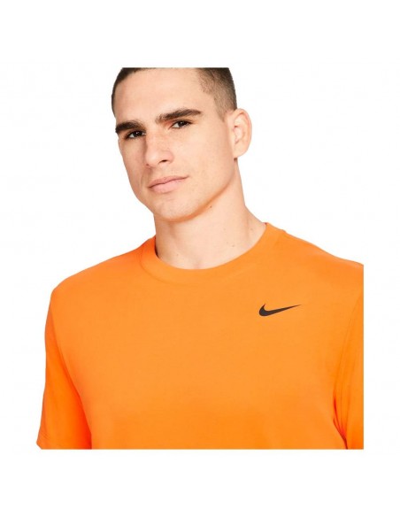 Nike Dri-FIT Mens Training T-Shirt  SP22