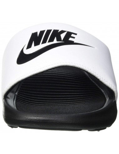 NIKE VICTORIO ONE