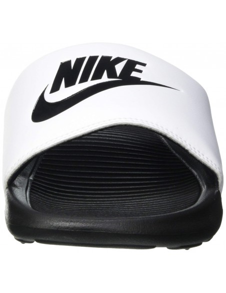 NIKE VICTORIO ONE