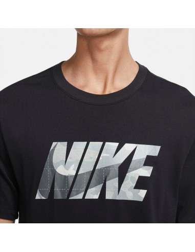 Nike Dri-FIT Mens Graphic Training  SP22